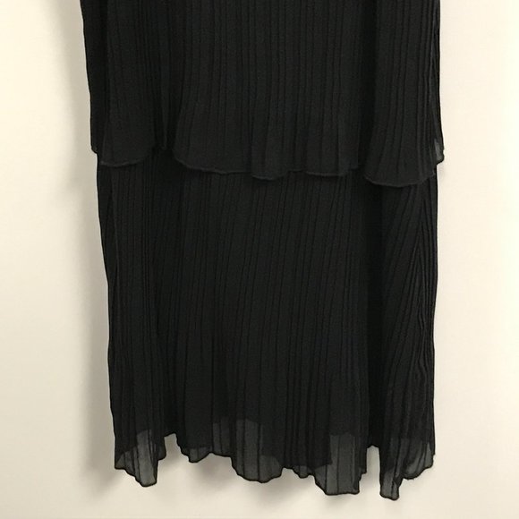 NWT Design Lab Black Tiered LBD Sleeveless Dress - Picture 4 of 4